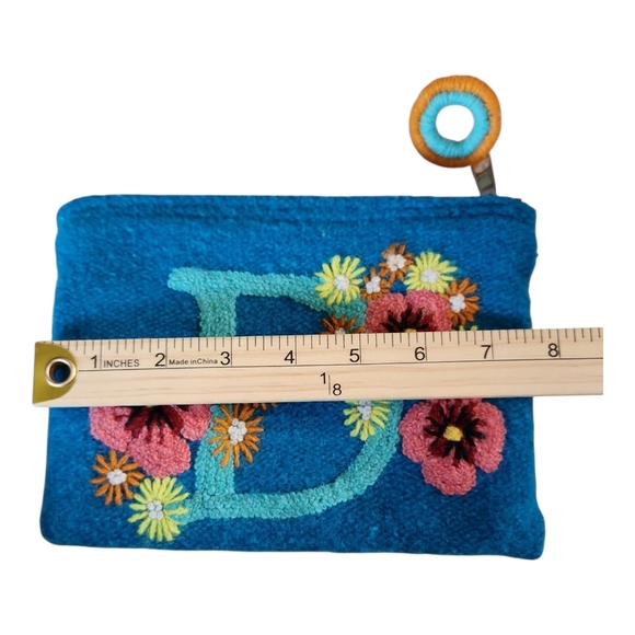 Jenny Krauss Floral Monogram “D” Wool Zip Pouch – 100% Wool, Handmade in Peru - Picture 4 of 8